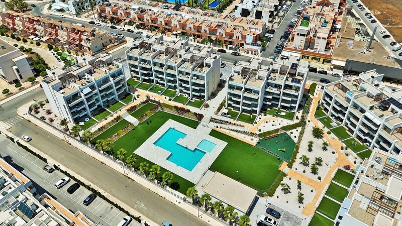 Apartment for sale in Villamartin, Alicante