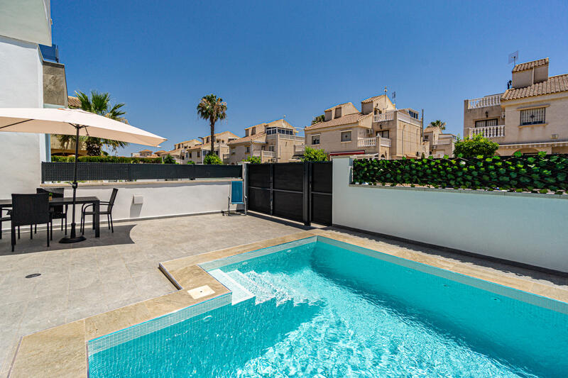 3 bedroom Villa for sale