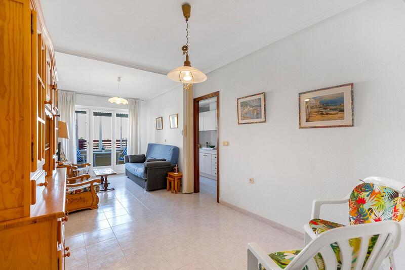 квартира продается в Torrevieja, Alicante