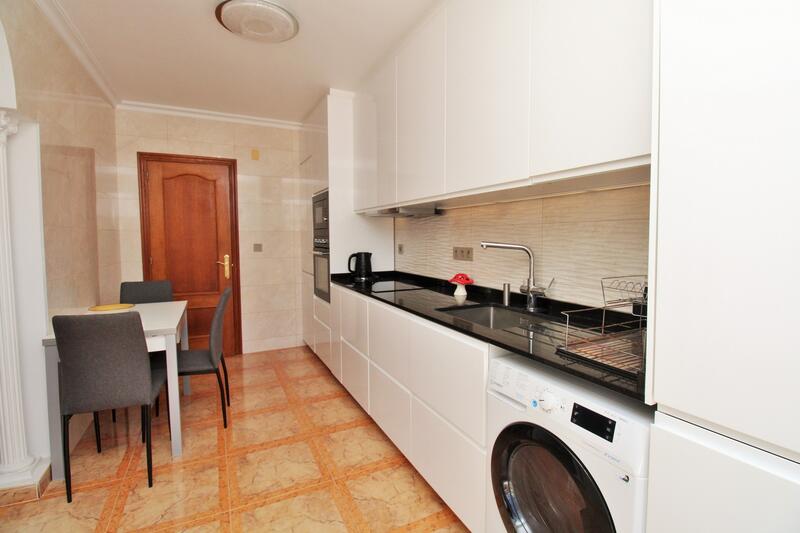 2 slaapkamer Appartement Te koop