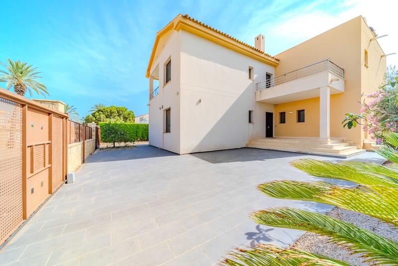5 chambre Villa à vendre