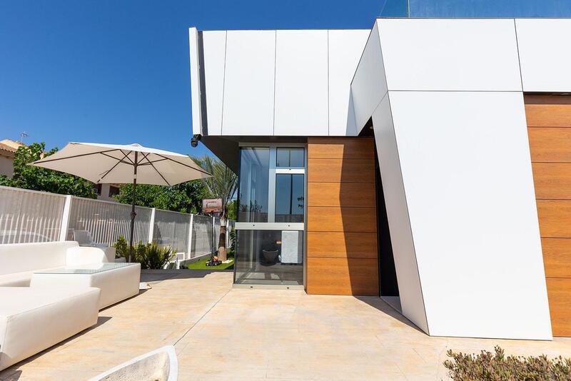 3 Cuarto Villa en venta
