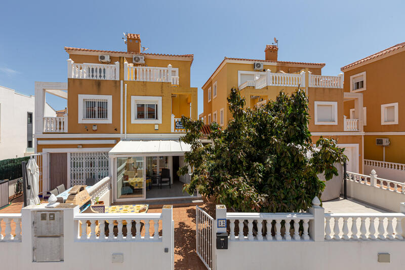городская тюрьма продается в La Zenia, Alicante