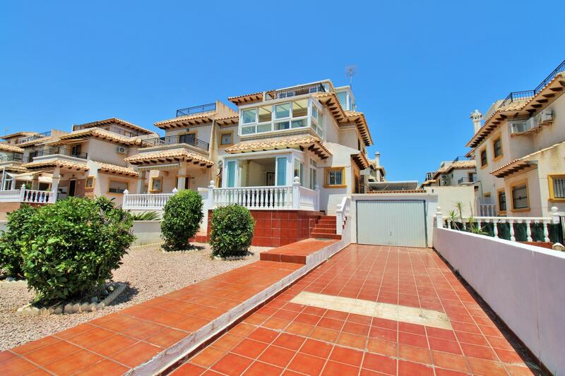 Stadthaus zu verkaufen in Playa Flamenca, Alicante