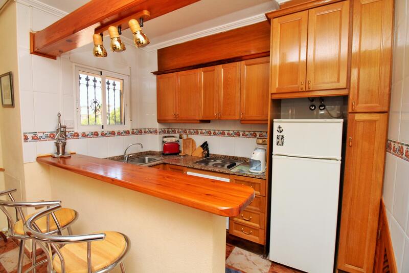2 bedroom Townhouse for sale