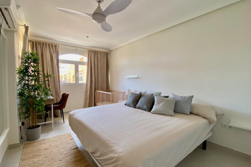 4 Cuarto Adosado en venta