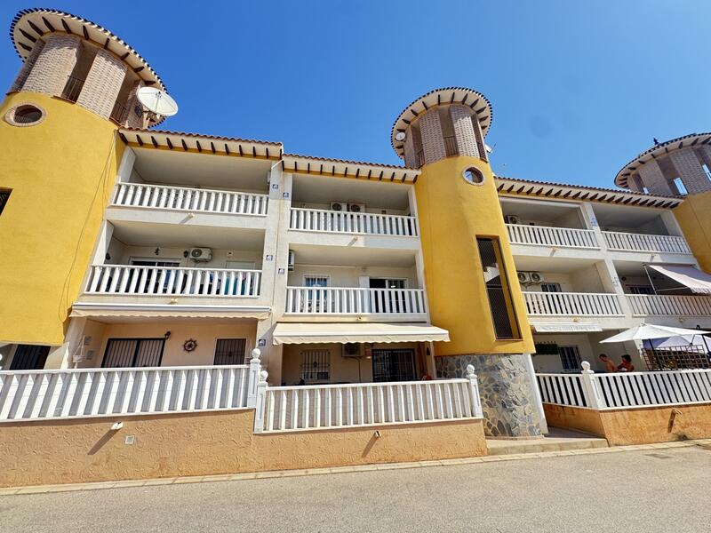 Leilighet til salgs i Lomas De Cabo Roig, Alicante