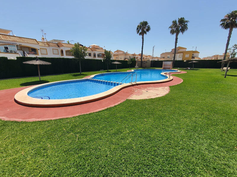 Lägenhet till salu i Torrevieja, Alicante