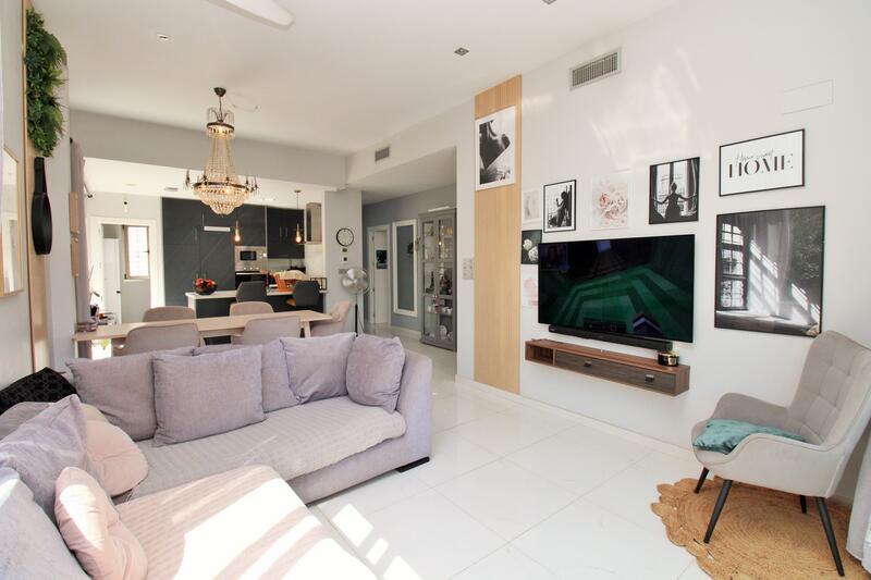 5 bedroom Villa for sale