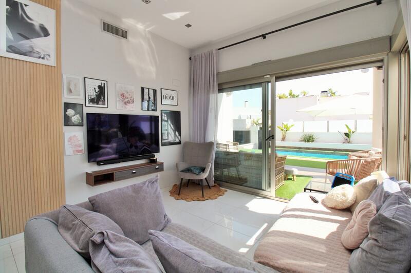 5 bedroom Villa for sale