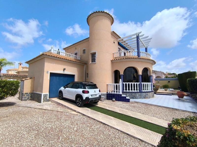 3 slaapkamer Villa Te koop