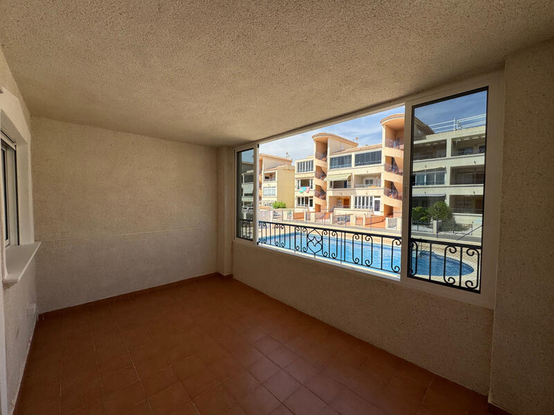 2 slaapkamer Appartement Te koop