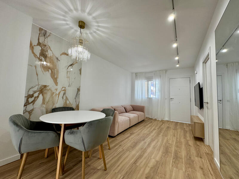 2 slaapkamer Appartement Te koop