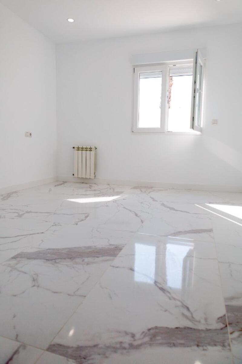 6 bedroom Villa for sale