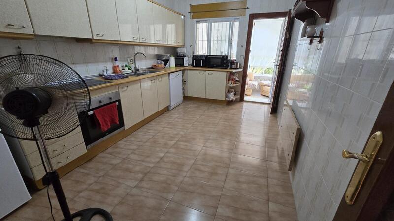 3 sovrum Villa till salu