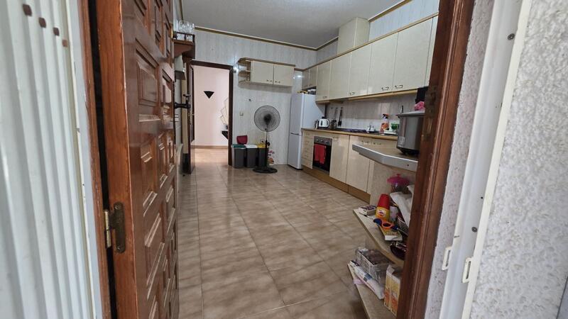 3 sovrum Villa till salu