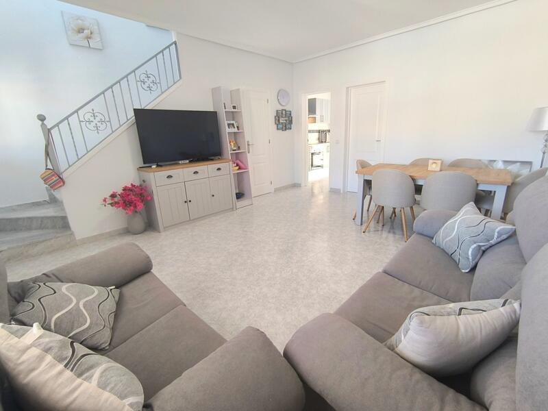 3 Schlafzimmer Stadthaus zu verkaufen