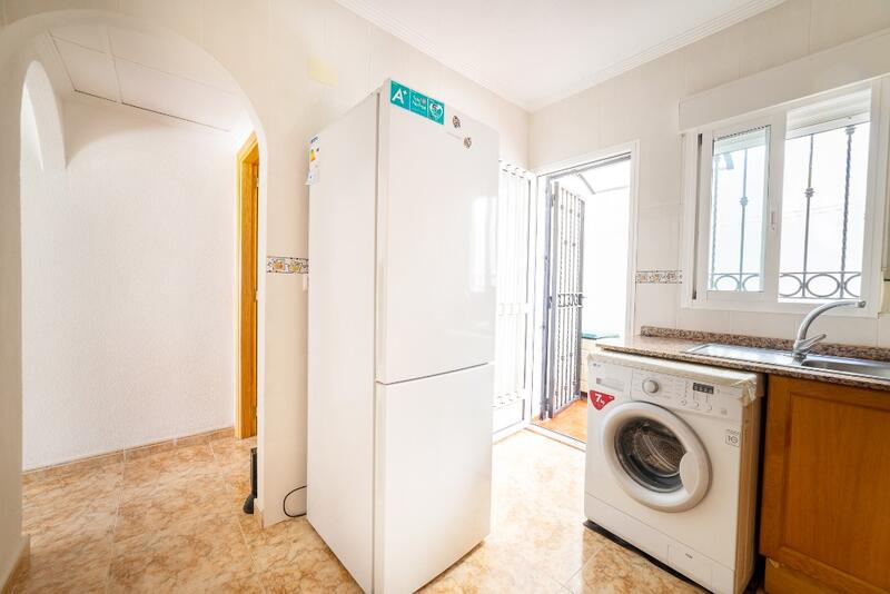 2 bedroom Townhouse for sale