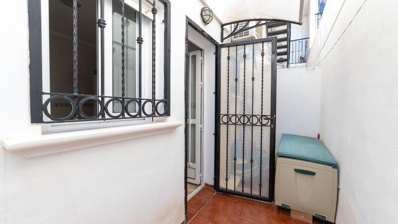 2 bedroom Townhouse for sale