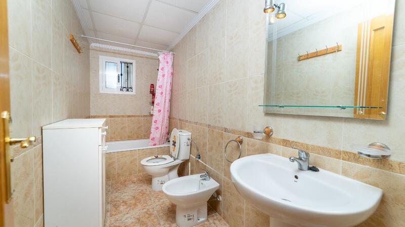 2 bedroom Townhouse for sale