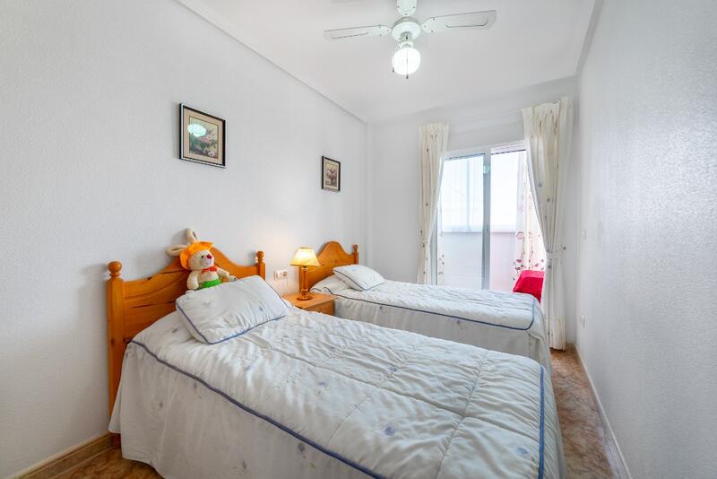 2 bedroom Townhouse for sale