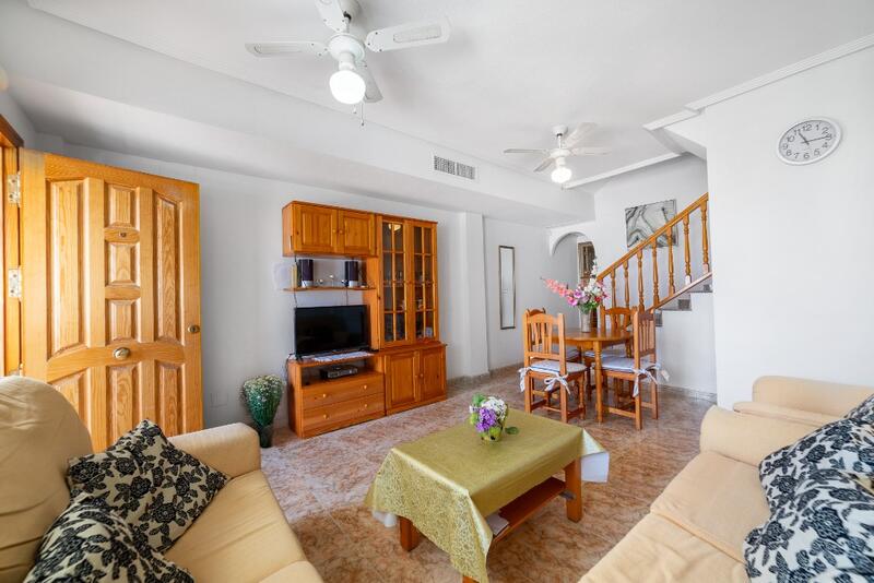 2 bedroom Townhouse for sale