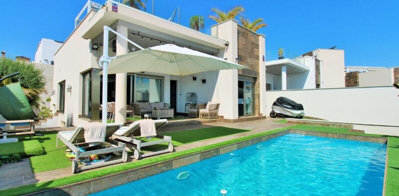 4 chambre Villa à vendre