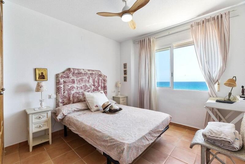 3 bedroom Townhouse for sale