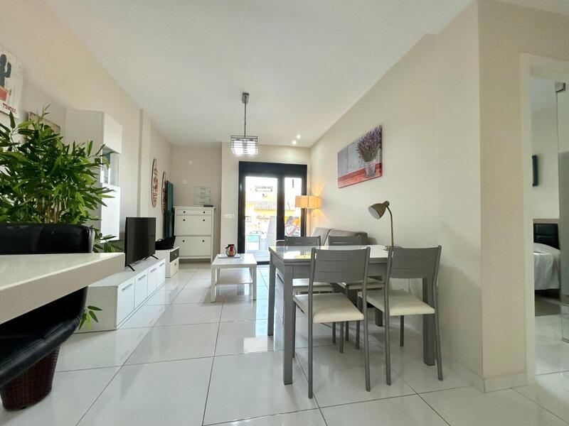 2 slaapkamer Appartement Te koop