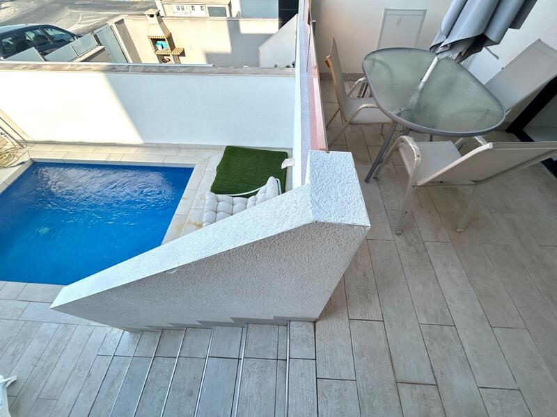 2 slaapkamer Appartement Te koop