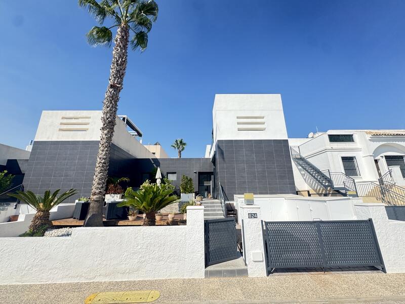 Villa zu verkaufen in Villamartin, Alicante