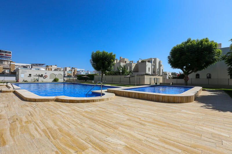 Villa for sale in Torrevieja, Alicante