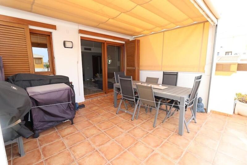 2 slaapkamer Appartement Te koop