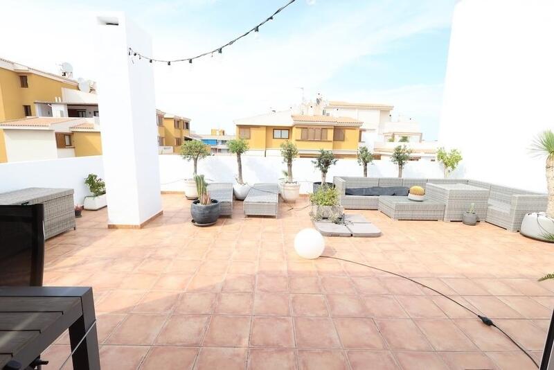 2 slaapkamer Appartement Te koop