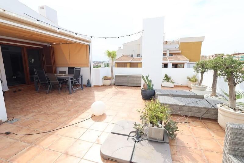 2 slaapkamer Appartement Te koop