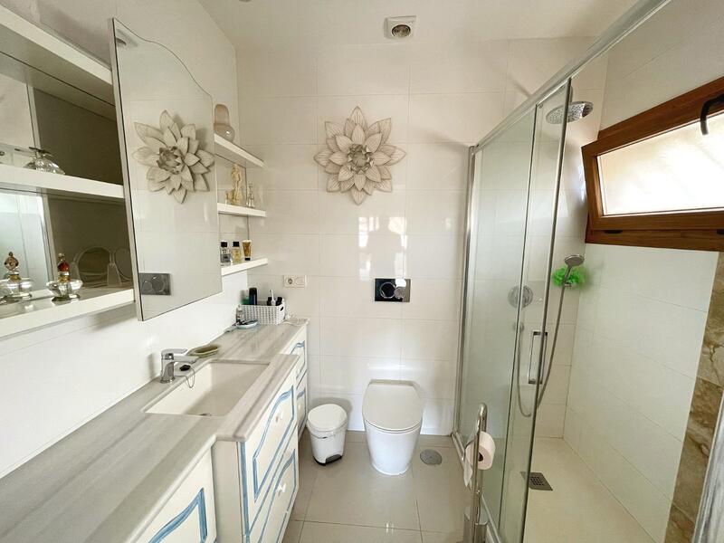 3 Cuarto Adosado en venta