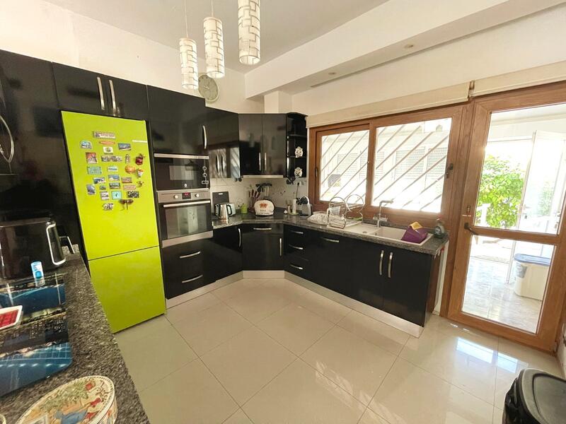 3 Cuarto Adosado en venta