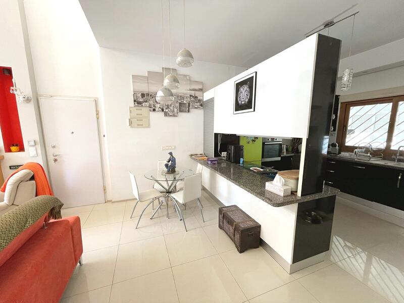 3 Cuarto Adosado en venta