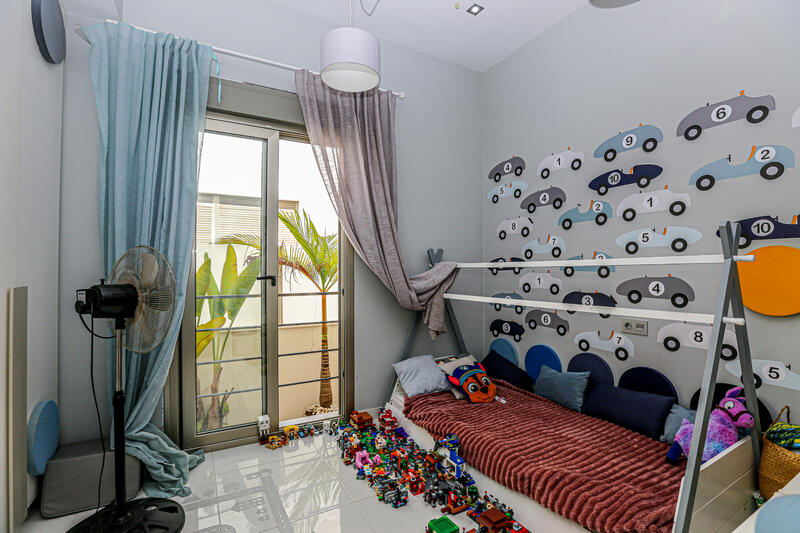 5 bedroom Villa for sale