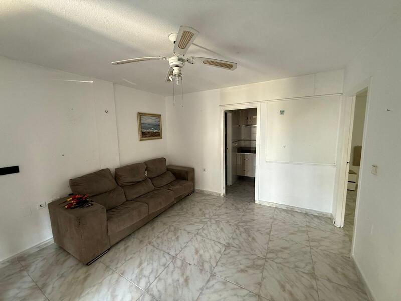 2 bedroom Townhouse for sale