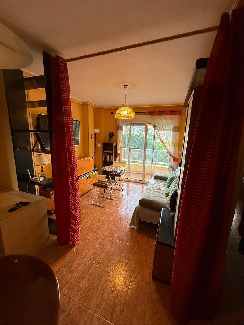 1 bedroom Apartment for sale