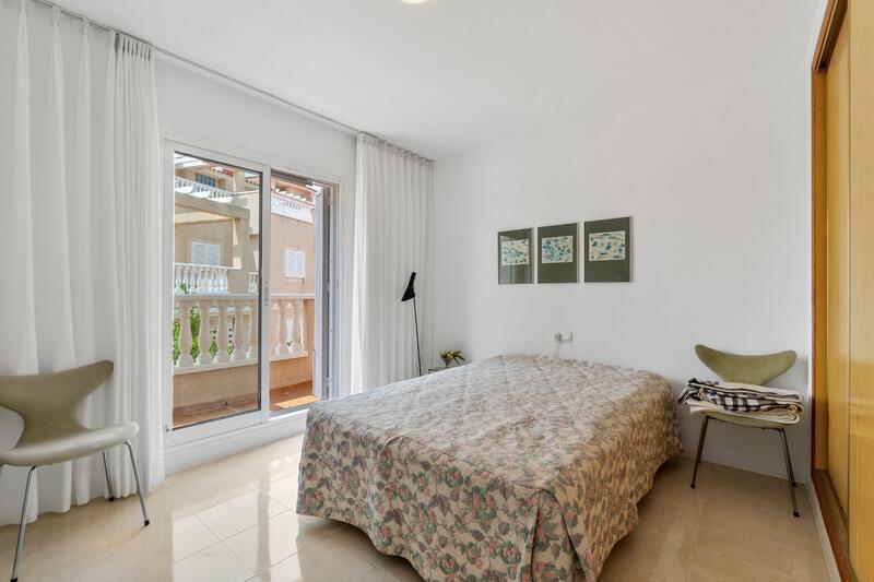 3 bedroom Townhouse for sale