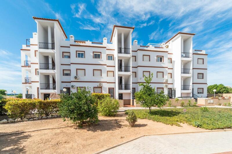 Apartment for sale in Punta Prima, Alicante