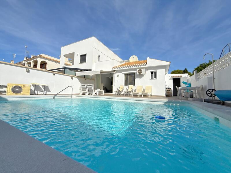 3 bedroom Villa for sale