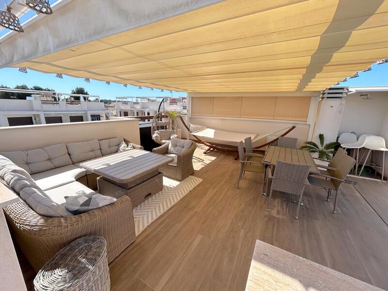 3 bedroom Apartment for sale