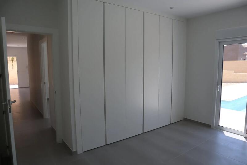 3 Cuarto Villa en venta