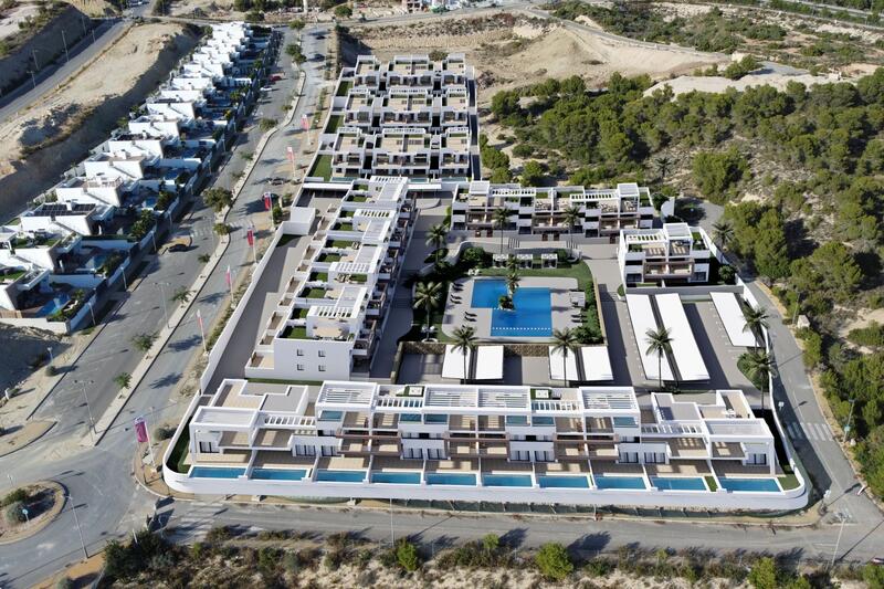 3 bedroom Apartment for sale
