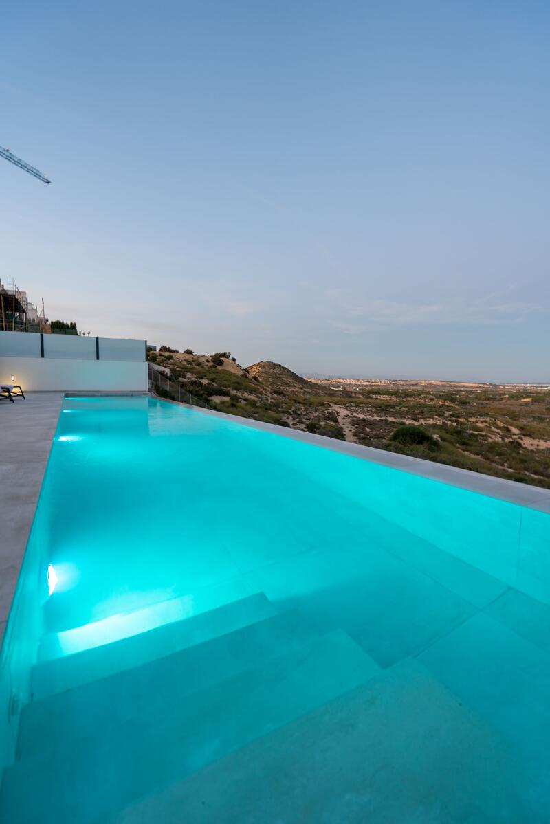 4 bedroom Villa for sale