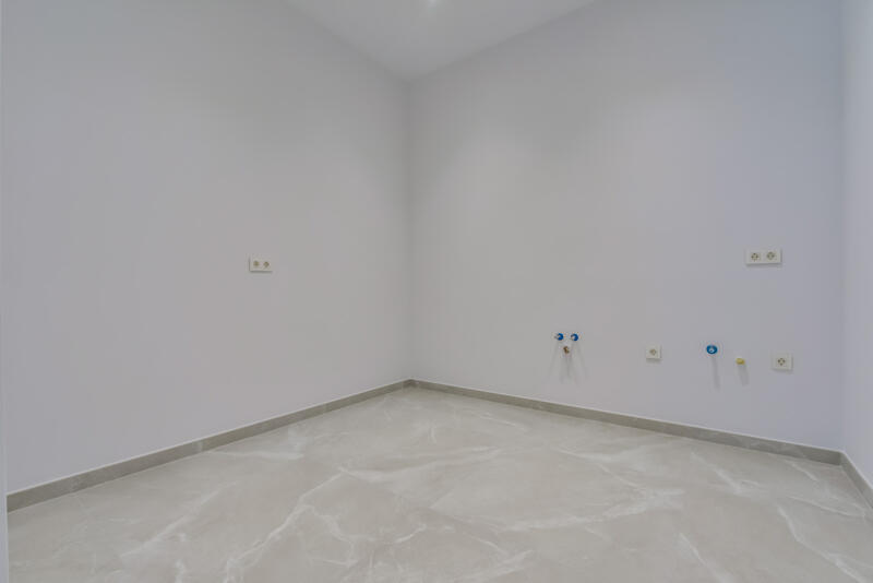 8 bedroom Villa for sale
