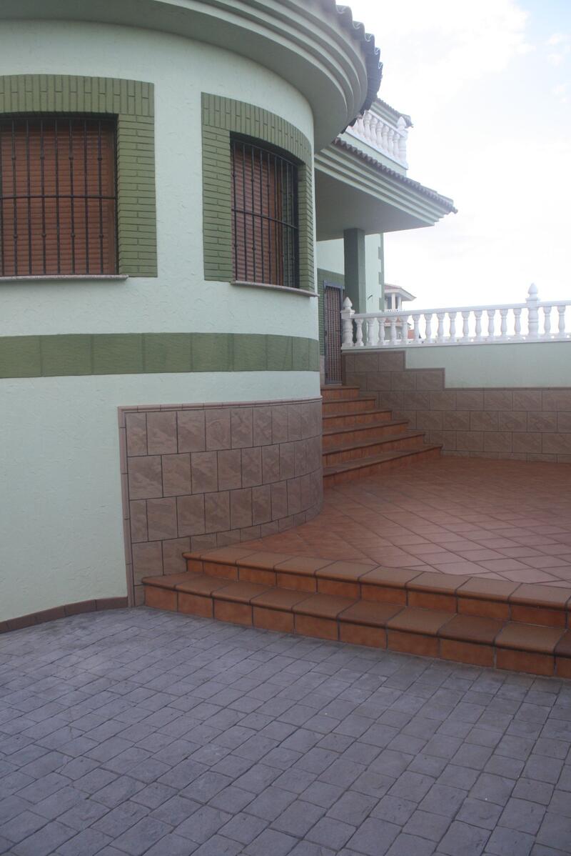 Villa à vendre dans Torrevieja, Alicante